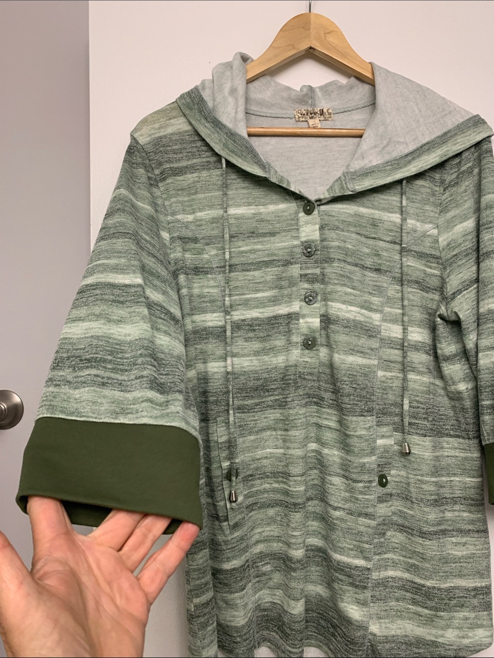 ONE WORLD Light Sage Knit Top with Henley Details in Large cute details hood - Picture 2 of 8